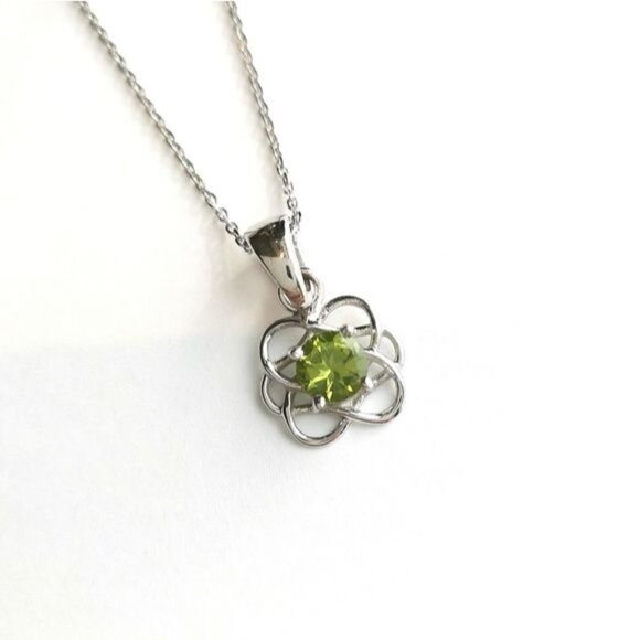 NEW Modernist flower Peridot sterling silver pendant necklace - Picture 6 of 6